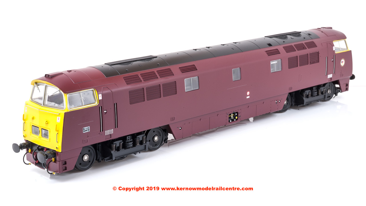 4D-003-017 Dapol Class 52 Western Diesel Locomotive number D1016 named "Western Gladiator" in BR Maroon livery with full yellow end